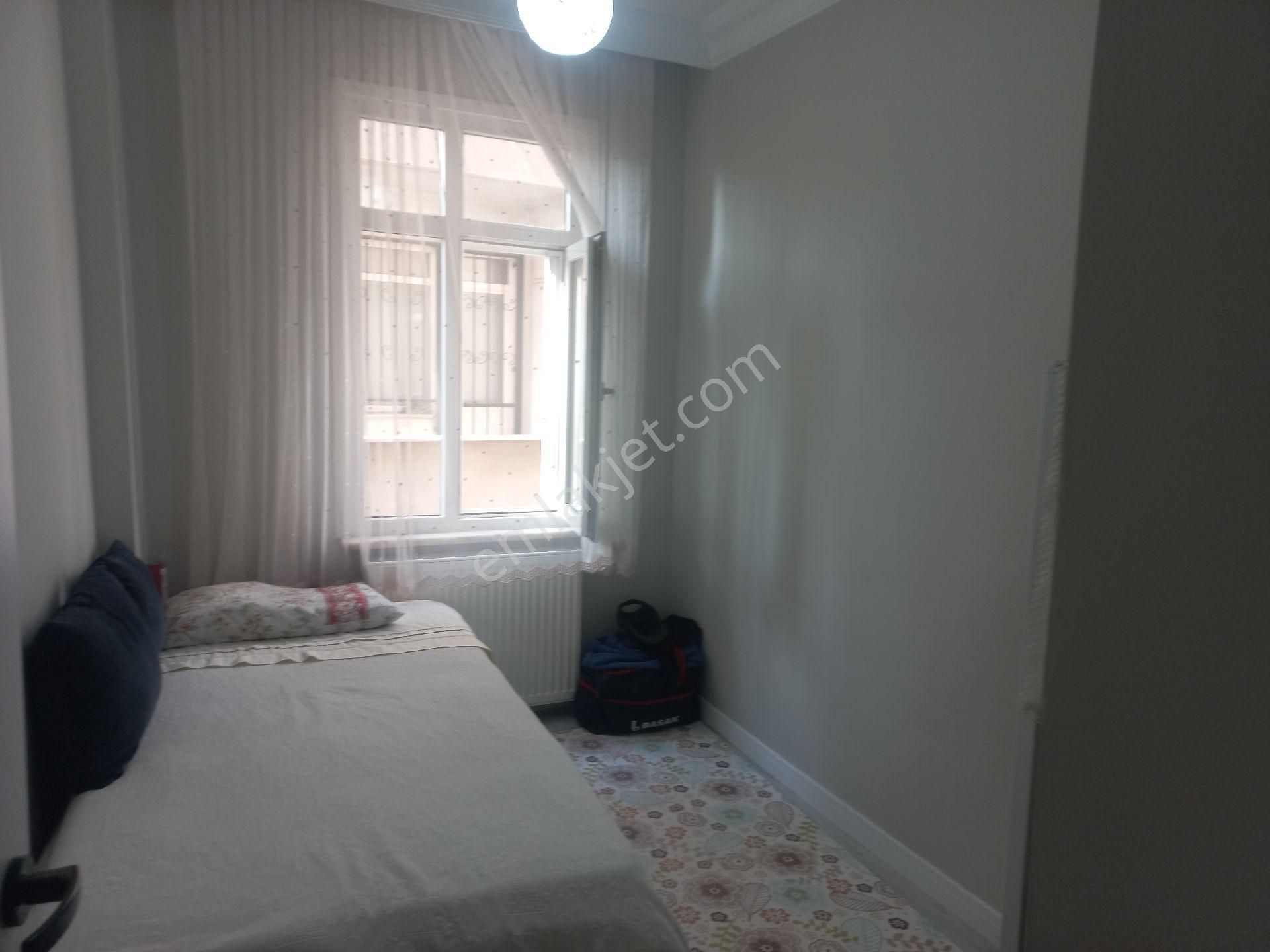 Cemil Meriç Mahallesinde Metro Ve Alemdağ Caddesine Çok Yakın Satılık Daire - Görsel 15