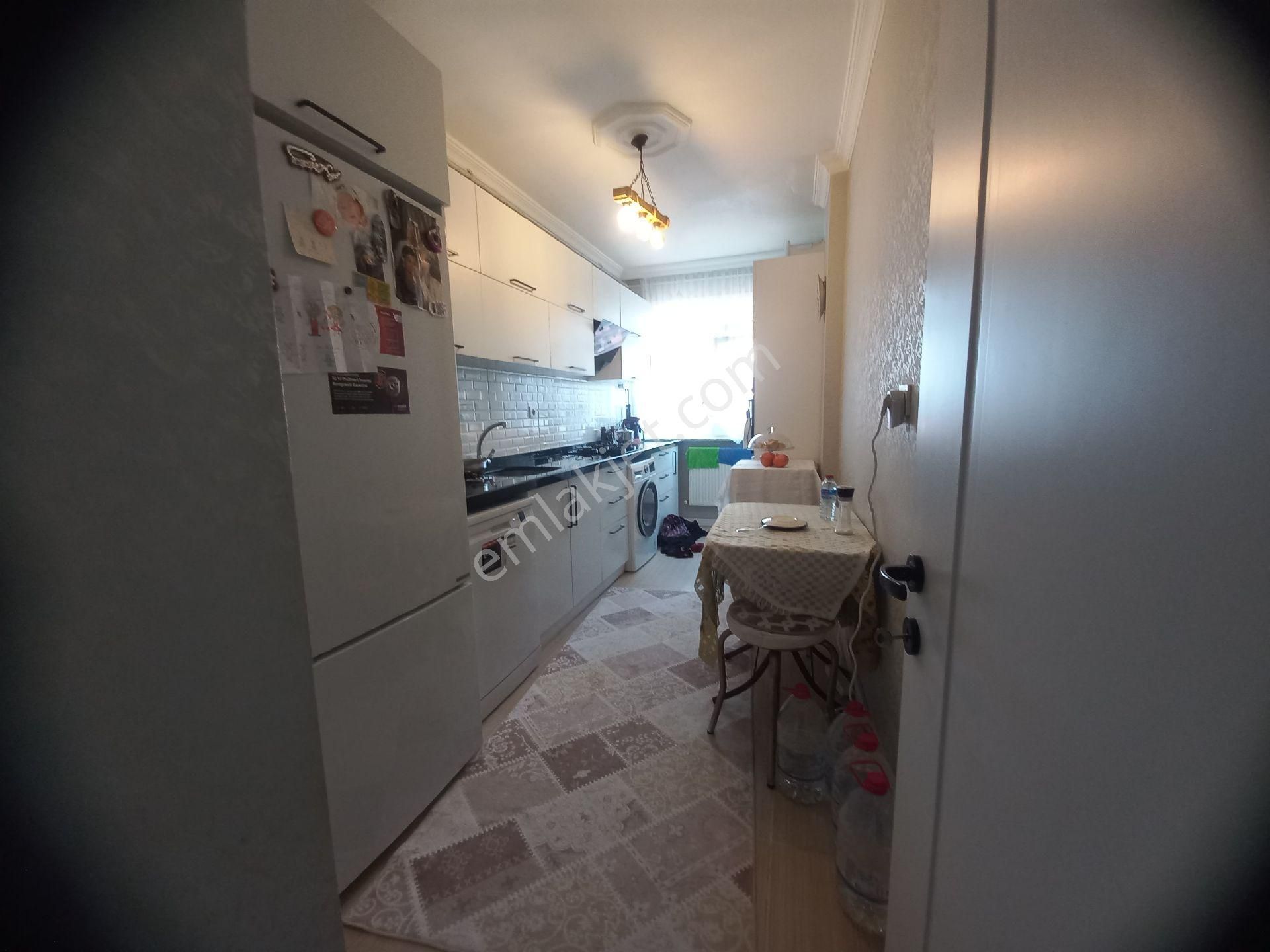 Cemil Meriç Mahallesinde Metro Ve Alemdağ Caddesine Çok Yakın Satılık Daire - Görsel 10