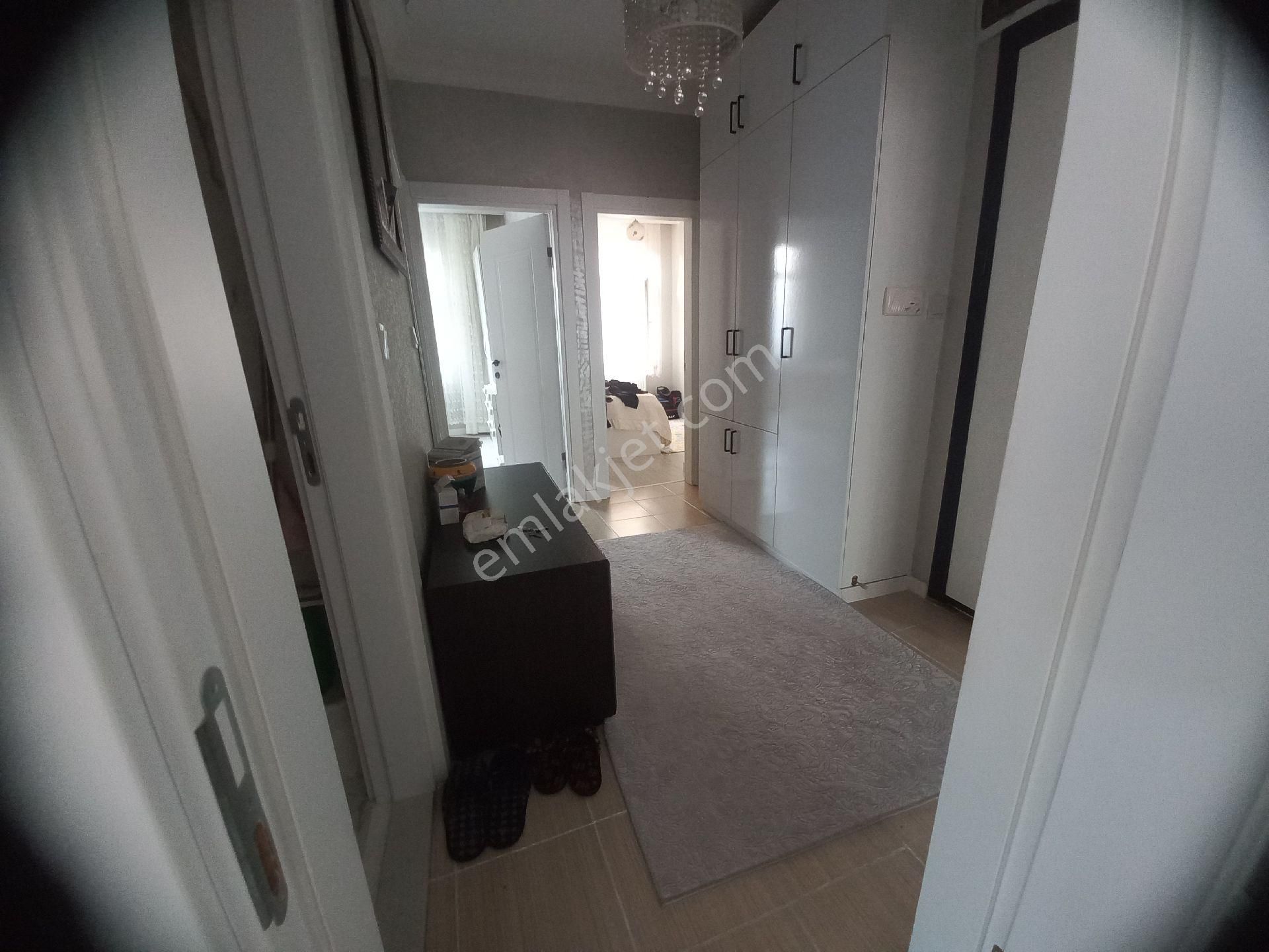 Cemil Meriç Mahallesinde Metro Ve Alemdağ Caddesine Çok Yakın Satılık Daire - Görsel 16