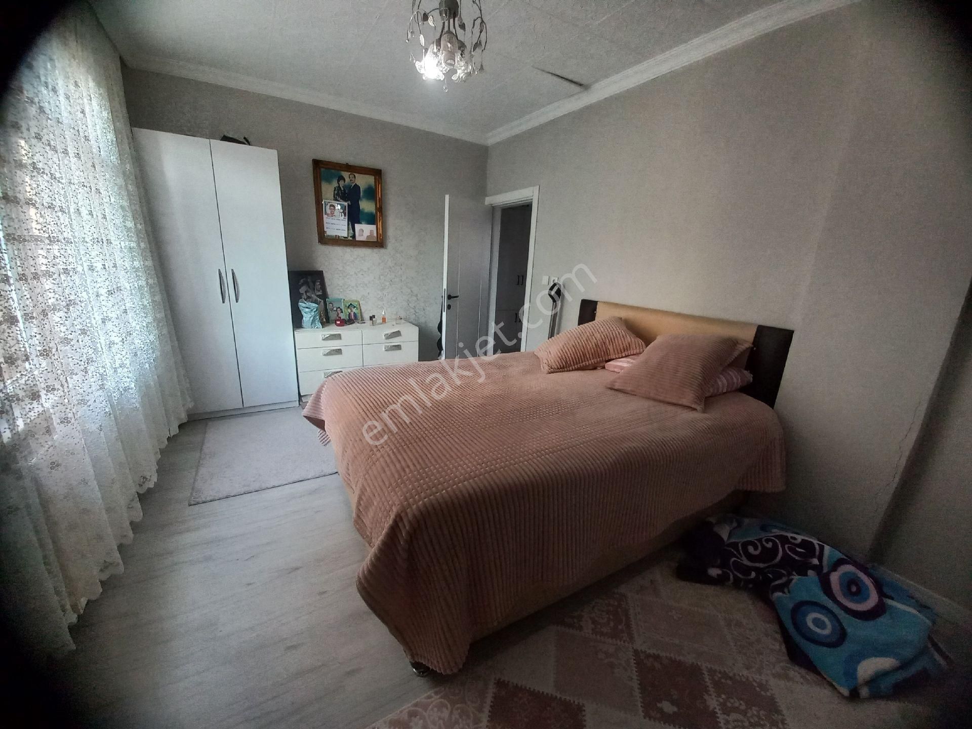 Cemil Meriç Mahallesinde Metro Ve Alemdağ Caddesine Çok Yakın Satılık Daire - Görsel 8