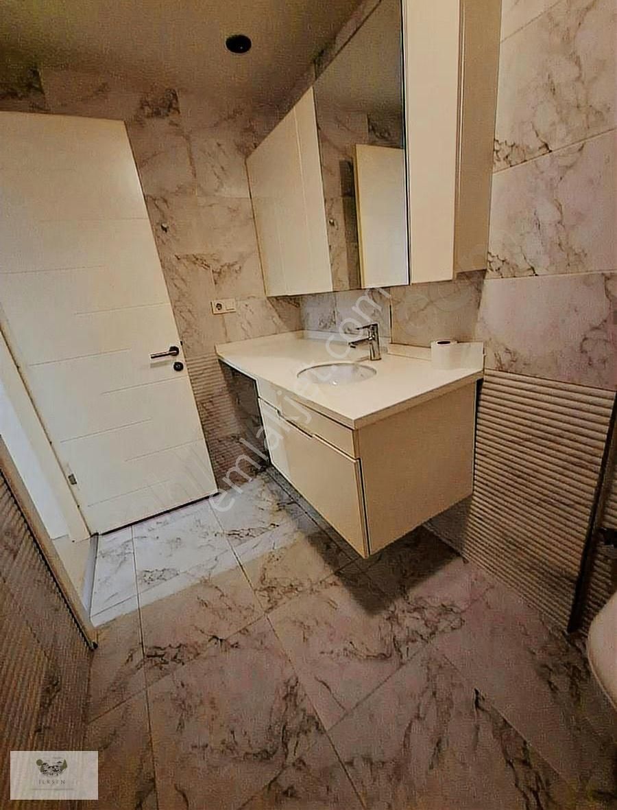 Basınsitesinde Haz.ömer Cami Yakını 10 Yaşında Y.giriş - Görsel 11