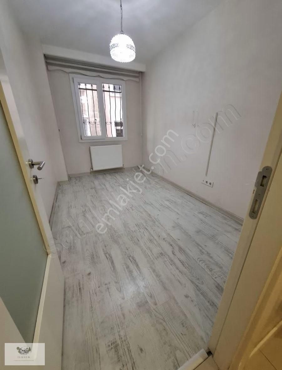 Basınsitesinde Haz.ömer Cami Yakını 10 Yaşında Y.giriş - Görsel 17