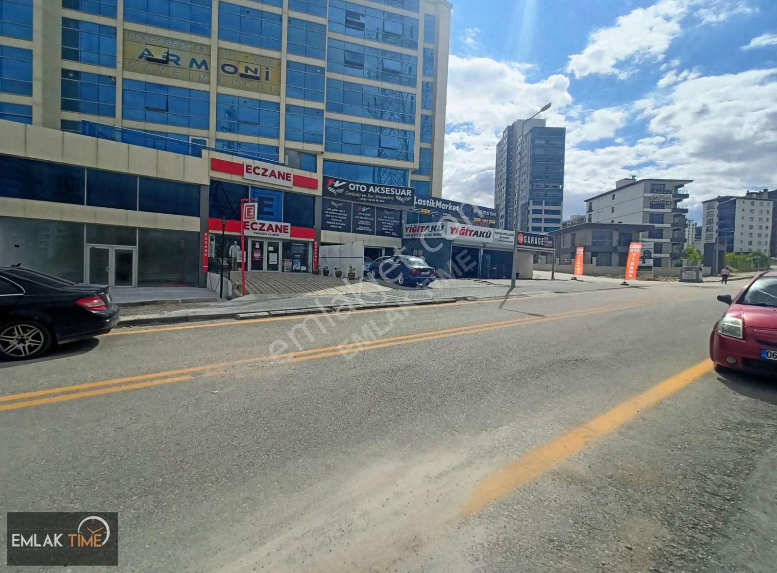 Baglıcada Bulvar Da 210 Mt Kiralık Dükkan - Görsel 3