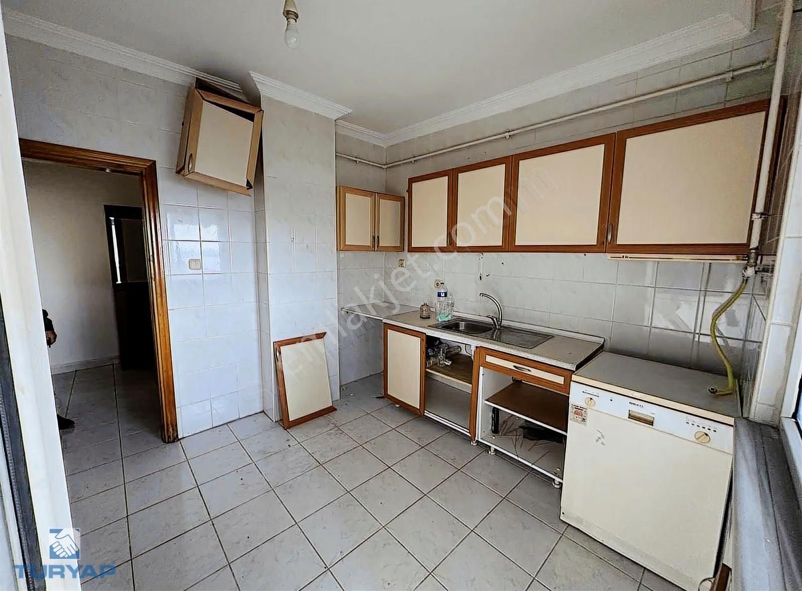 Pınartepe Mahalesin De Denz Manzaralı 2+1 Daire - Görsel 6