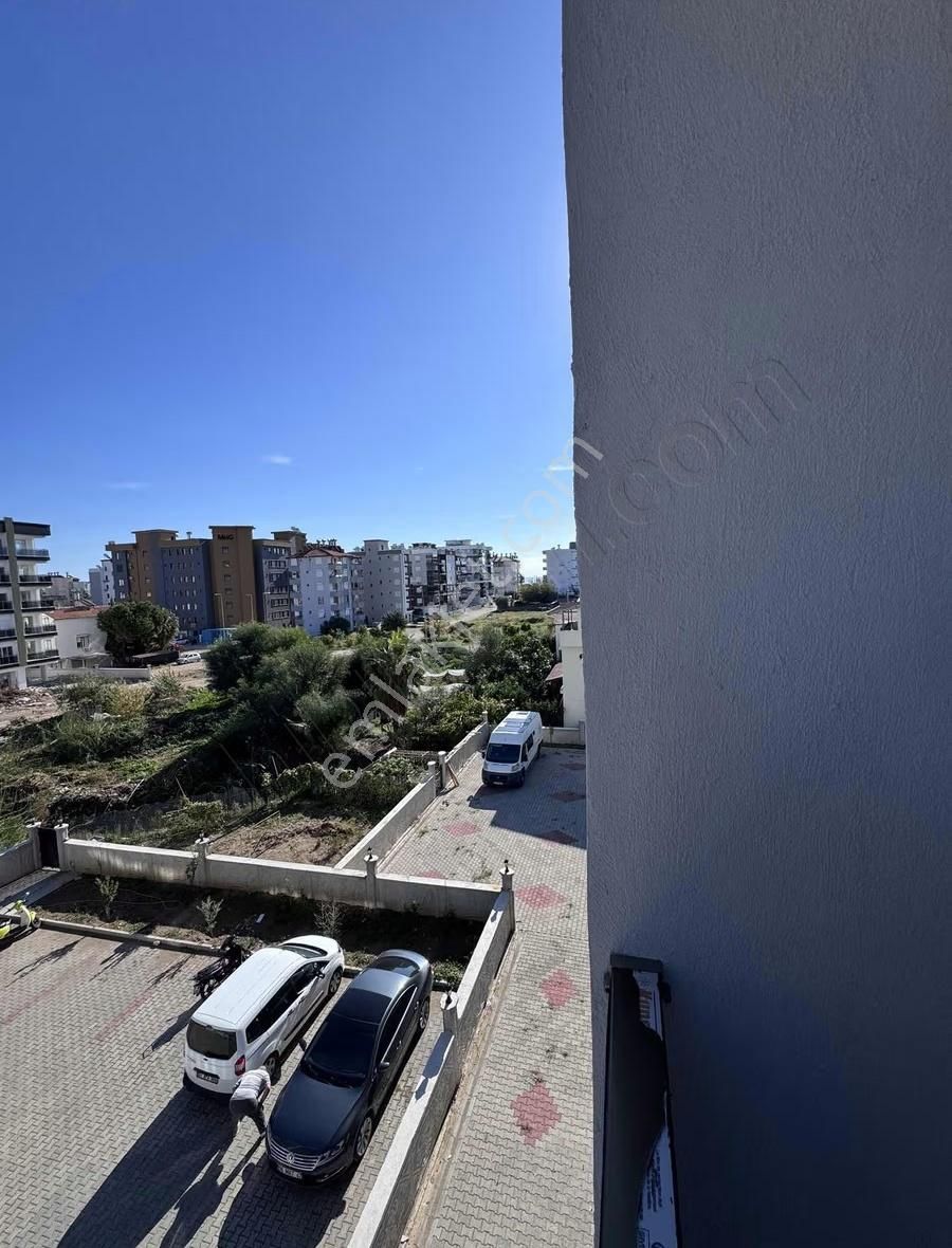 Merkezi Konumda Deniz Manzaralı Geniş 2+1 - Görsel 5