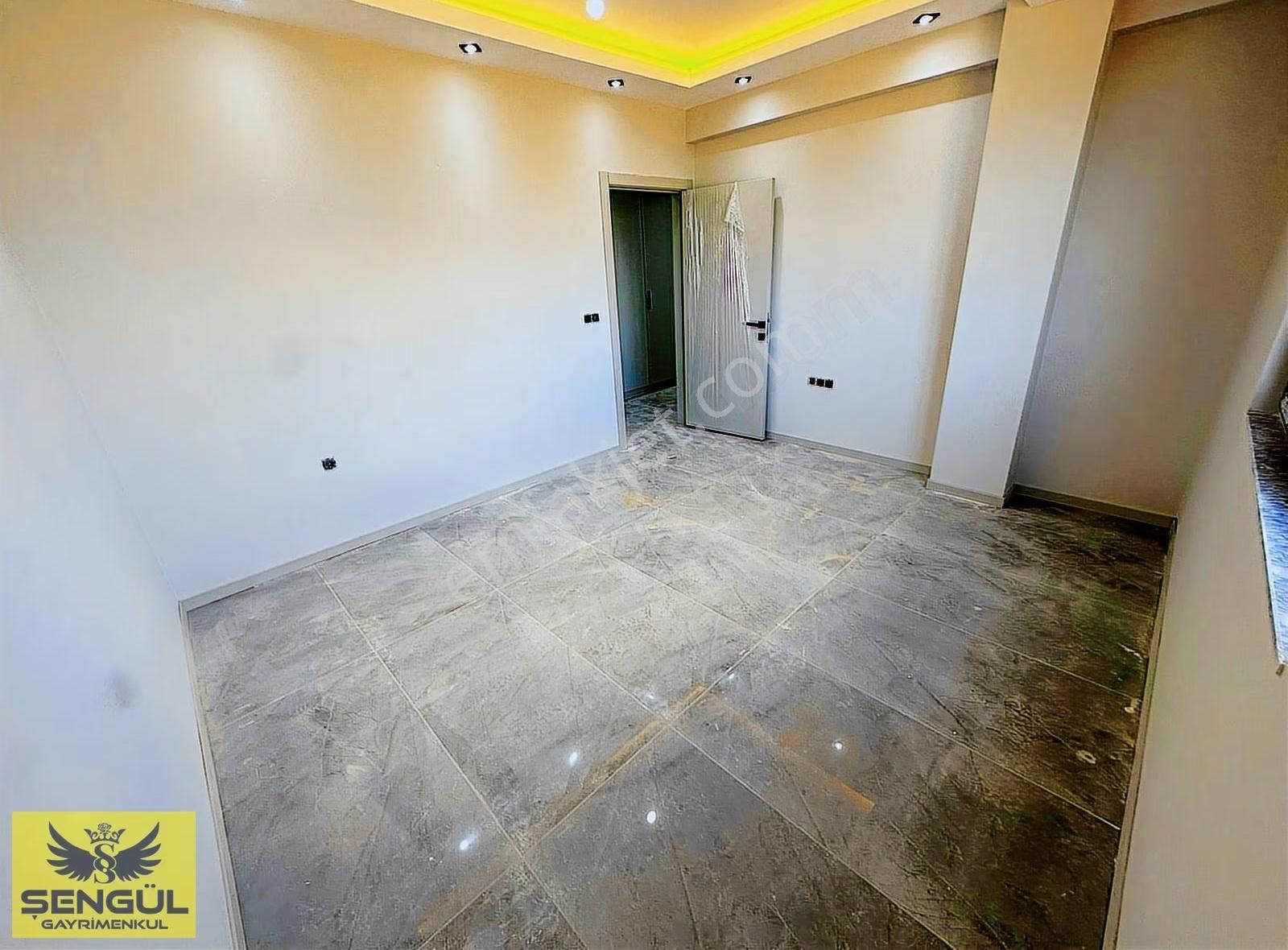 Şengül Gayrimenkul'den Yenişafakta Satılık 3+1 Daireler - Görsel 30
