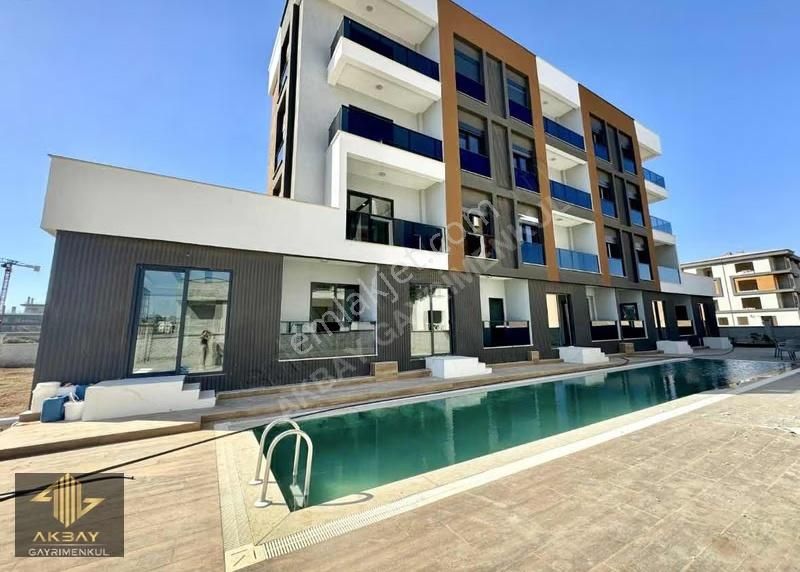 Altıntaş 40'lık Yolda Kapalı Otoparklı Havuzlu 1+1 Fırsat Daire - Görsel 8