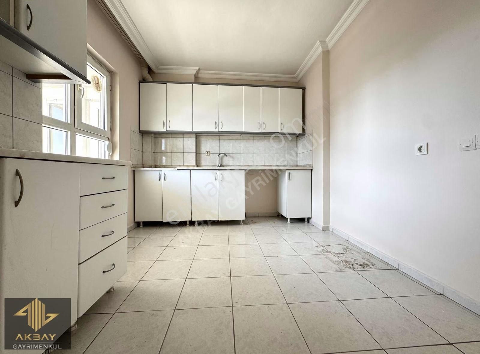 Lara Şirinyalı'da Deniz Manzaralı D.gazlı Ebv.banyolu Geniş 3+1 - Görsel 7