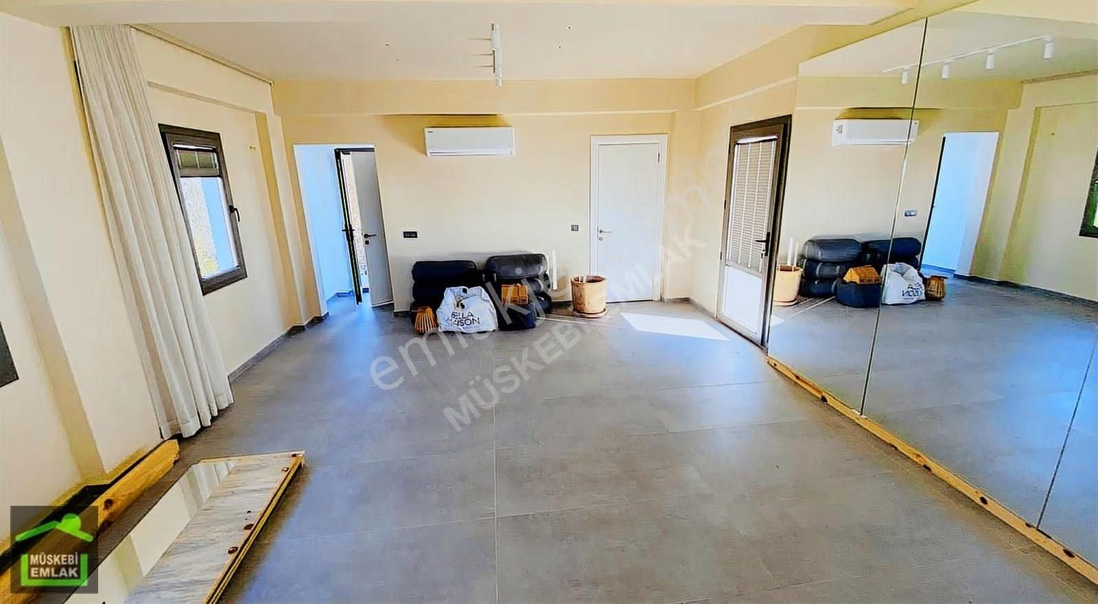 Bodrum Bitez'de Cadde Capheli Üst Kat Kiralık Ofis - Görsel 13