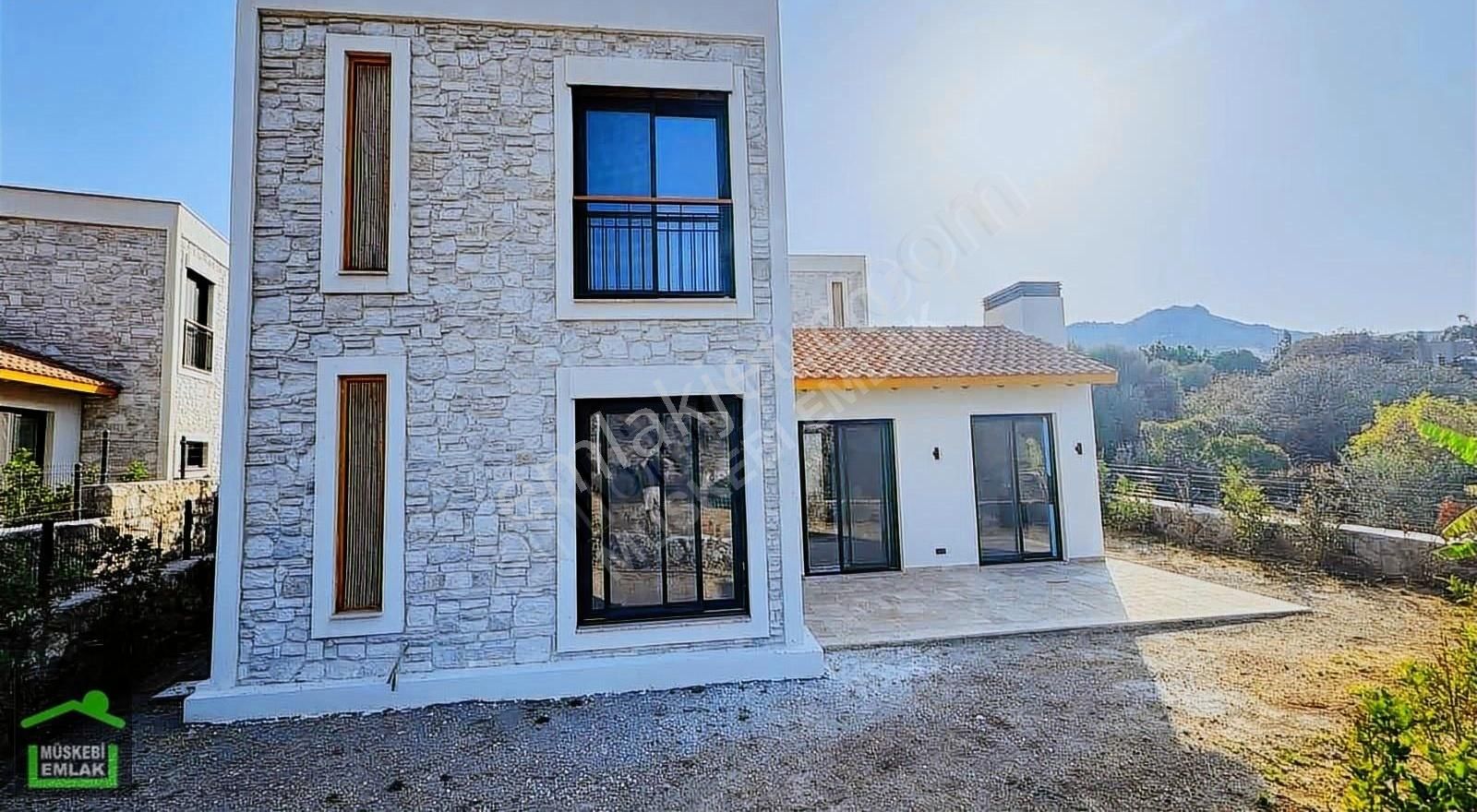 Bodrum Yahşi Sahilde 3+1 Satılık Tam Müstakil Dubleks Taş Villa - Görsel 21