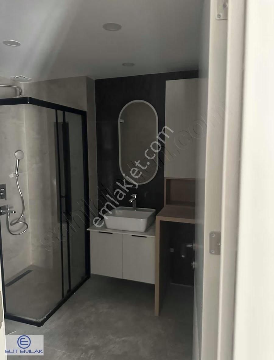 Girne Mahallesi Kapalı Otoparklı Lüks 2+1 Ara Kat Daire - Görsel 18