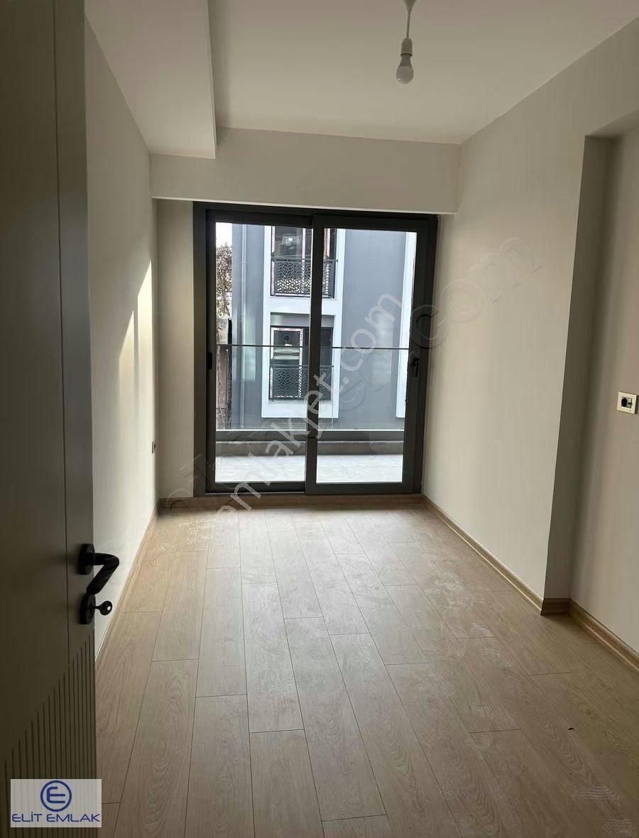 Girne Mahallesi Kapalı Otoparklı Lüks 2+1 Ara Kat Daire - Görsel 20