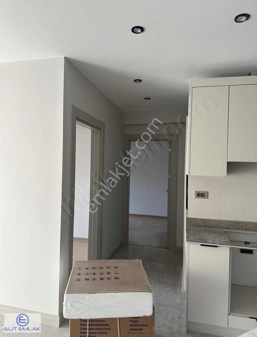 Girne Mahallesi Kapalı Otoparklı Lüks 2+1 Ara Kat Daire - Görsel 24