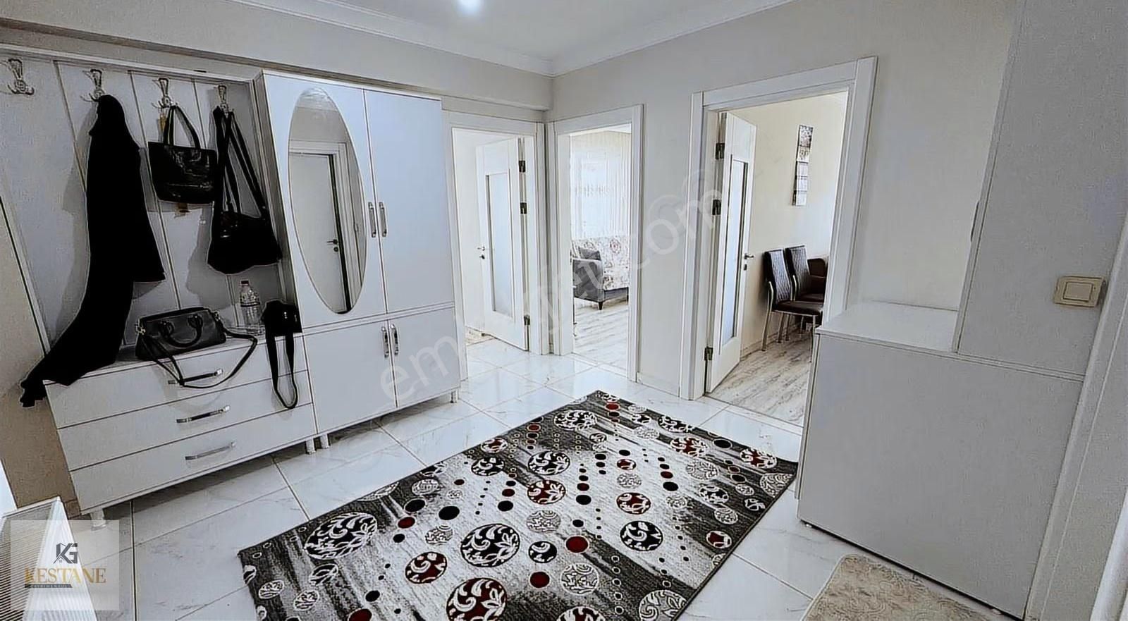 Geniş Balkonlu| Açık Otoparklı| Geniş Kiralık Daire - Görsel 11