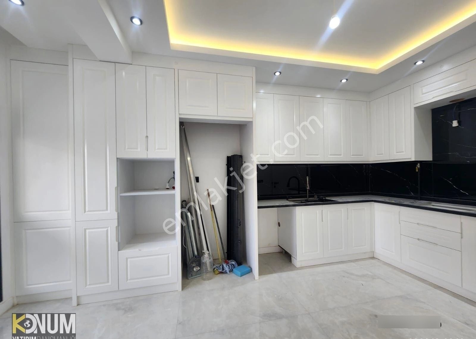 Zeytinköy Yeniyol Üstü Satılık Sıfır 3+1 Lüks Daire E.banyo+ Gömme Dolaplı+geniş Teraslı