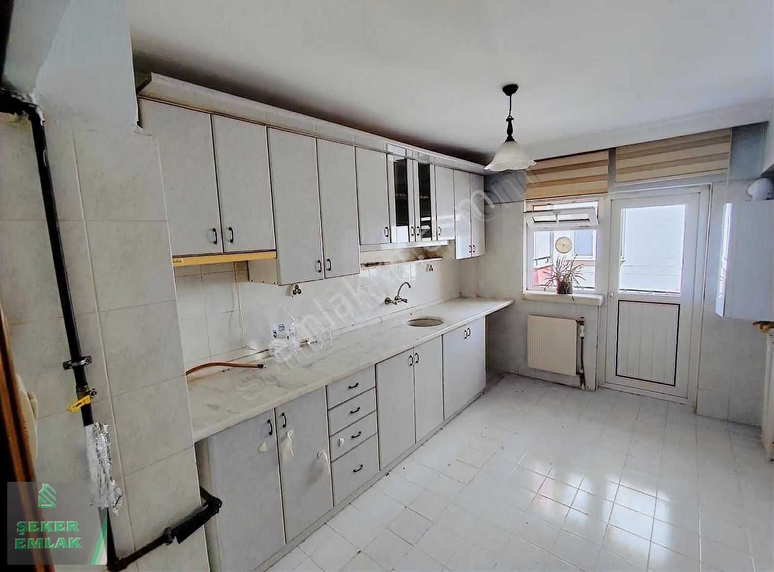 Şeker Emlak'tan İstasyon Mahallede, Kiralık 3+1 Daire - Görsel 8