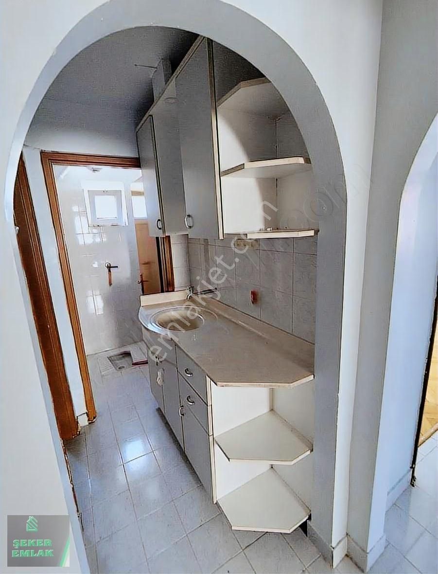 Şeker Emlak'tan İstasyon Mahallede, Kiralık 3+1 Daire - Görsel 4