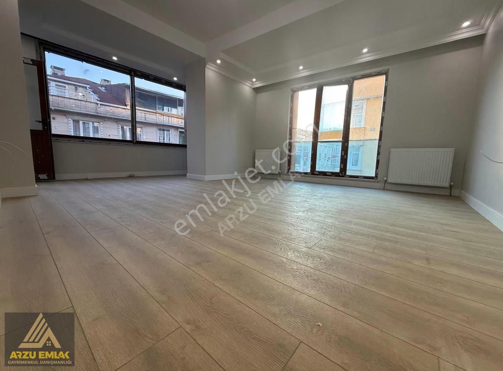 Arzu Emlaktan Gazi Mah Satılık Sıfır 3+1 Daire