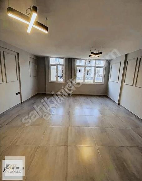 Fırsat ! Hem Ev Hem Ofis Koşullarında 1+1 Lcw Karşısı - Görsel 12