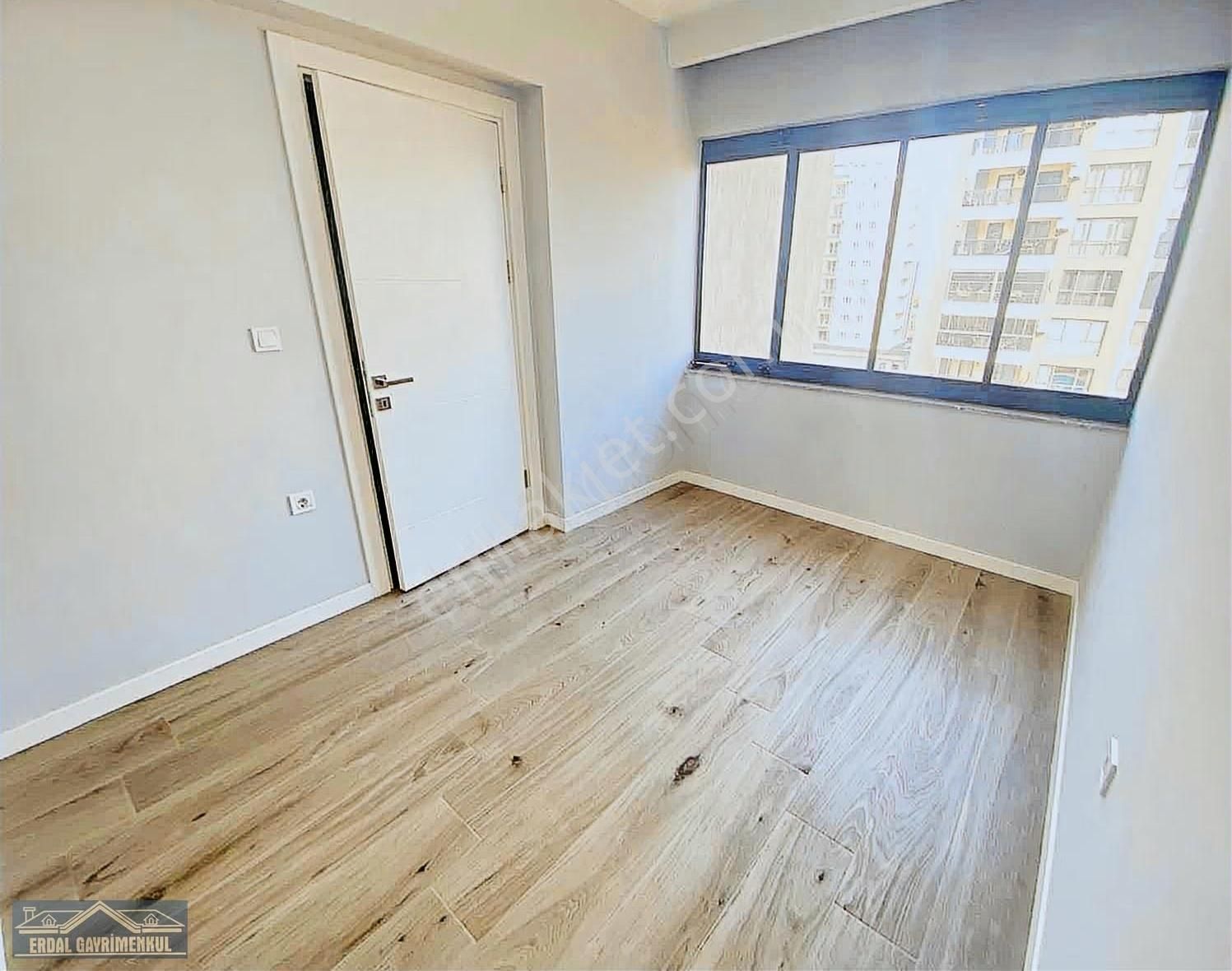 Şemikler'de Site İçinde Satılık 2+1 Ara Kat Daire - Görsel 22