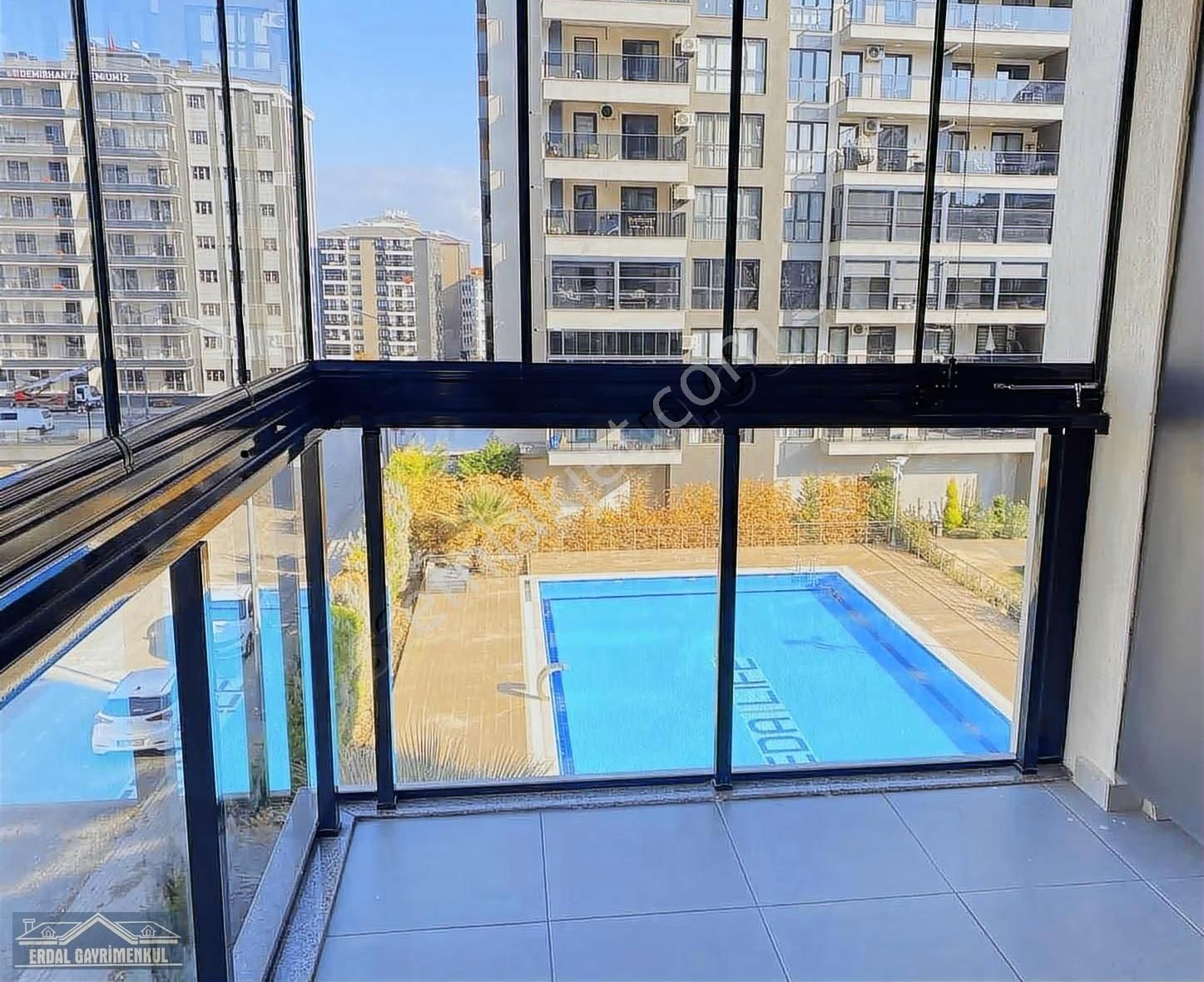Şemikler'de Site İçinde Satılık 2+1 Ara Kat Daire - Görsel 27