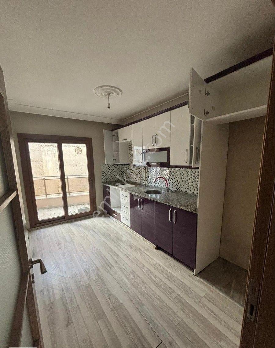 Manisa Turgutlu Yedi Eylül Mh Öğretmenler Evi Yanı 3+1 Geniş Daire - Görsel 2