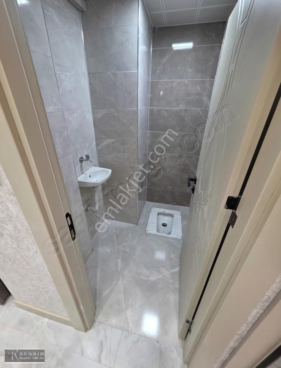 Keçiören Karakaya Mah 3+1 Full Yapılı Orta Kat Sıfır Daire - Görsel 4