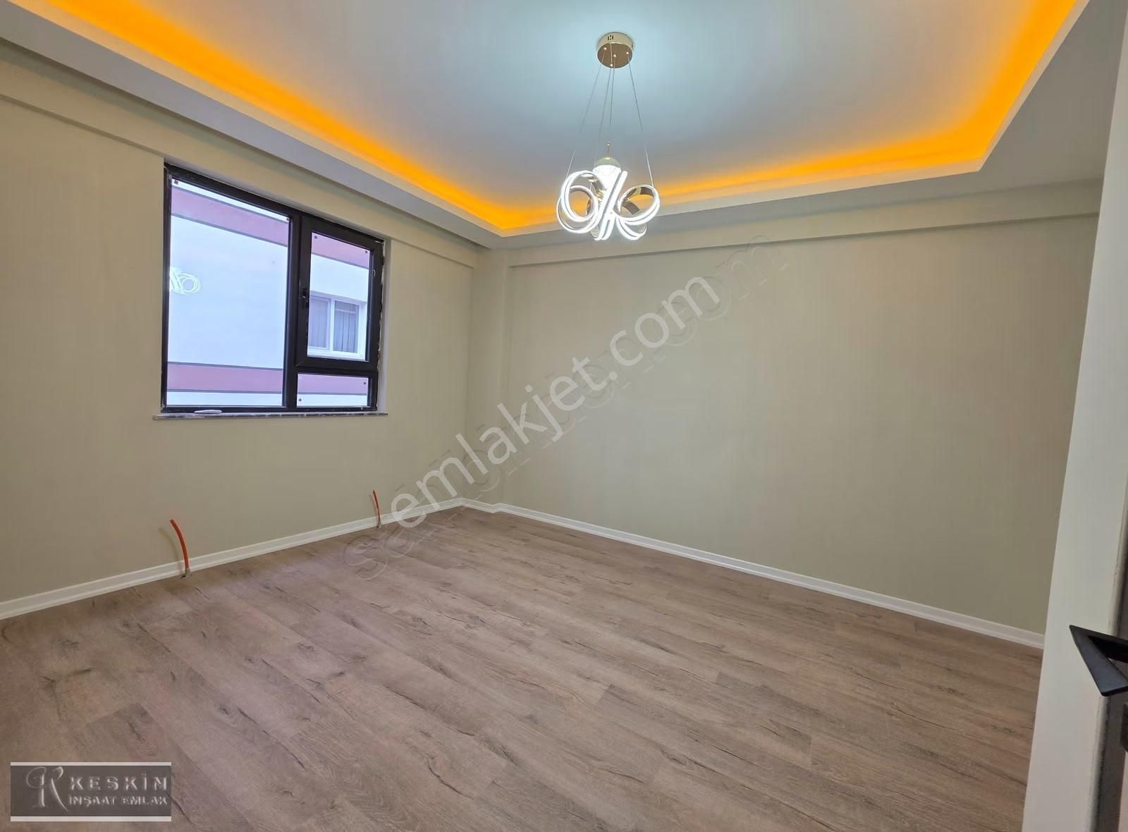 Keçiören Karakaya Mah 3+1 Full Yapılı Orta Kat Sıfır Daire - Görsel 3