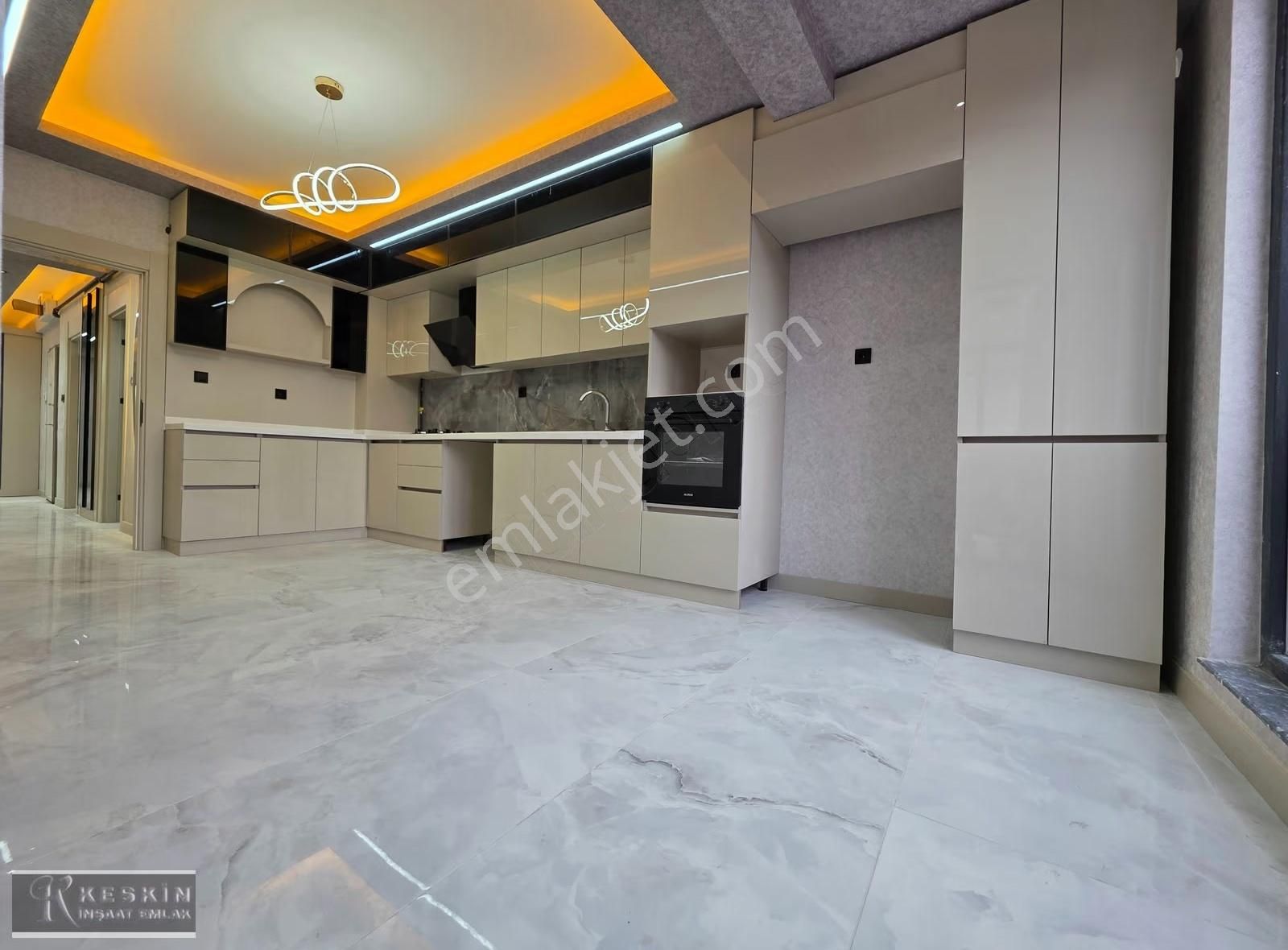 Keçiören Karakaya Mah 3+1 Full Yapılı Orta Kat Sıfır Daire