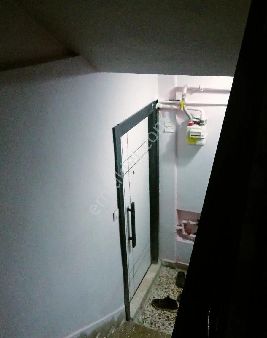 Bursa Gemlikte Satılık, Büyük ,ucuz Daire. - Görsel 5