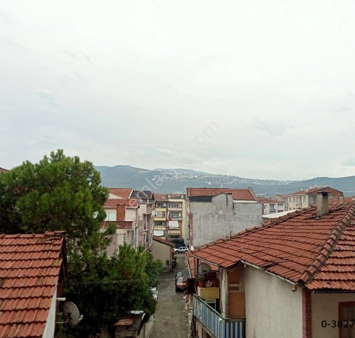 Bursa Gemlikte Satılık, Büyük ,ucuz Daire. - Görsel 14