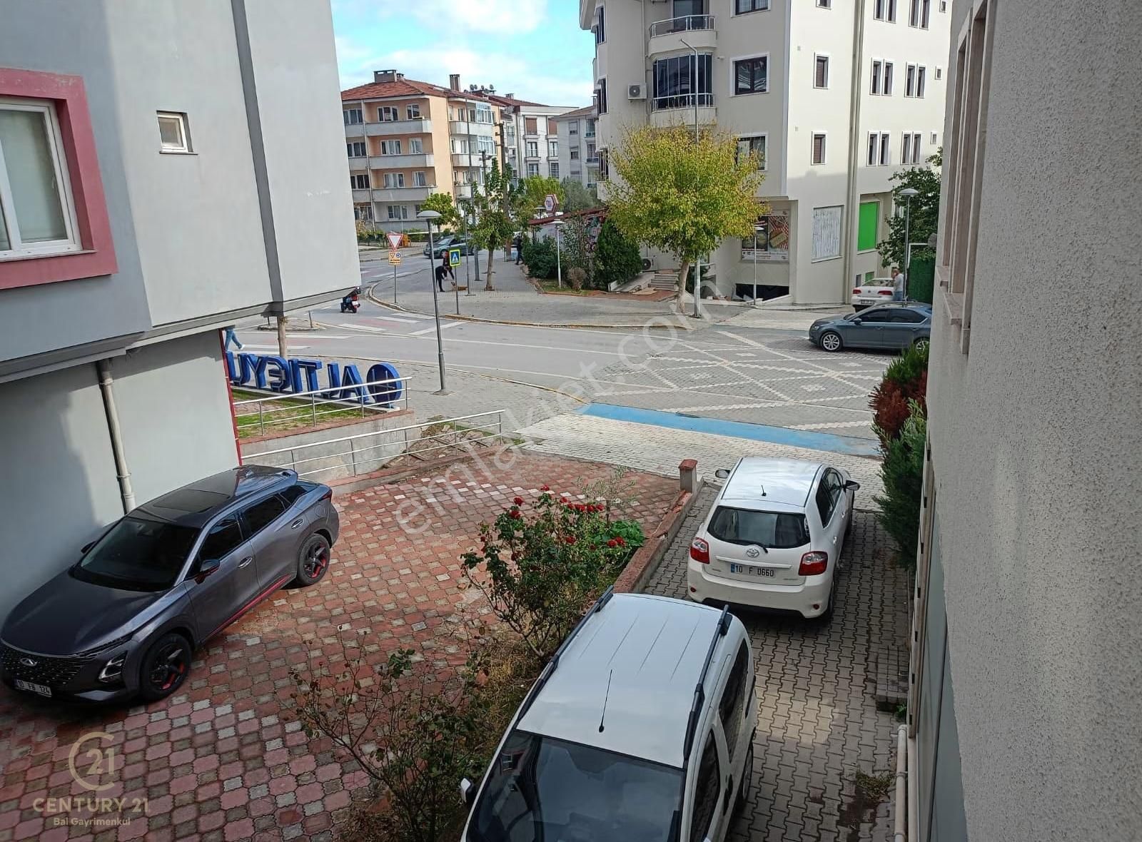Century21 Bal Asuva Üzeri Ferah Çift Balkonlu 3+1 - Görsel 6