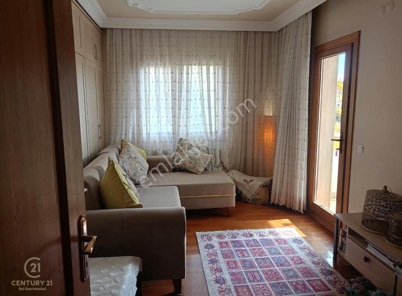 Century21 Bal Asuva Üzeri Ferah Çift Balkonlu 3+1 - Görsel 3
