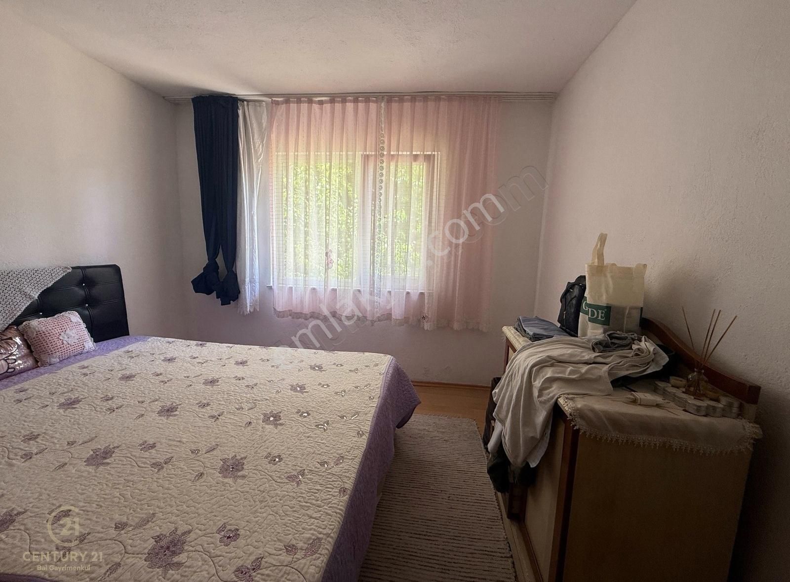 Century21 Bal Pamukçu Dişbudak Köyünde İki Katlı Müstakil Ev - Görsel 20