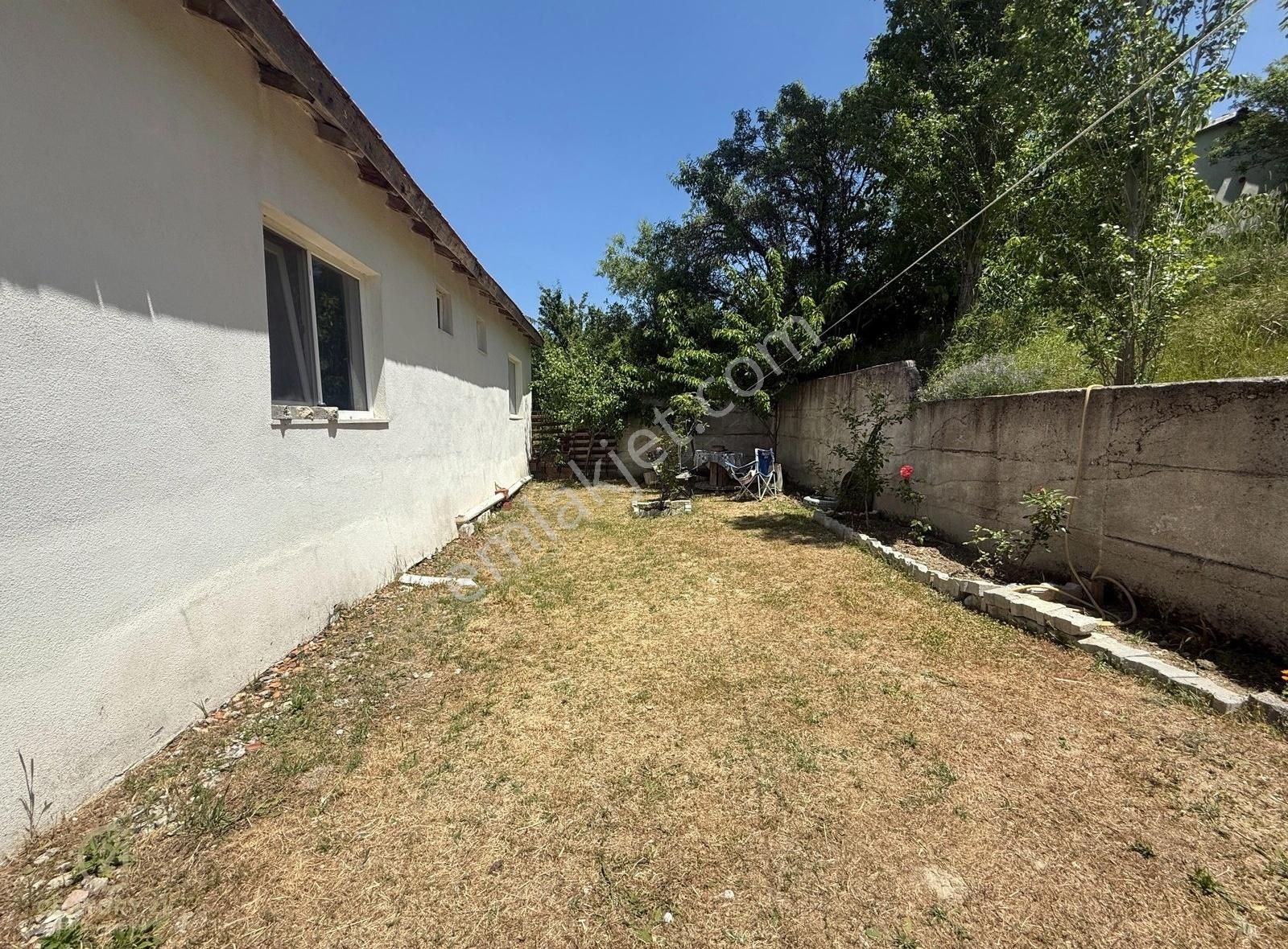 Century21 Bal Pamukçu Dişbudak Köyünde İki Katlı Müstakil Ev - Görsel 5