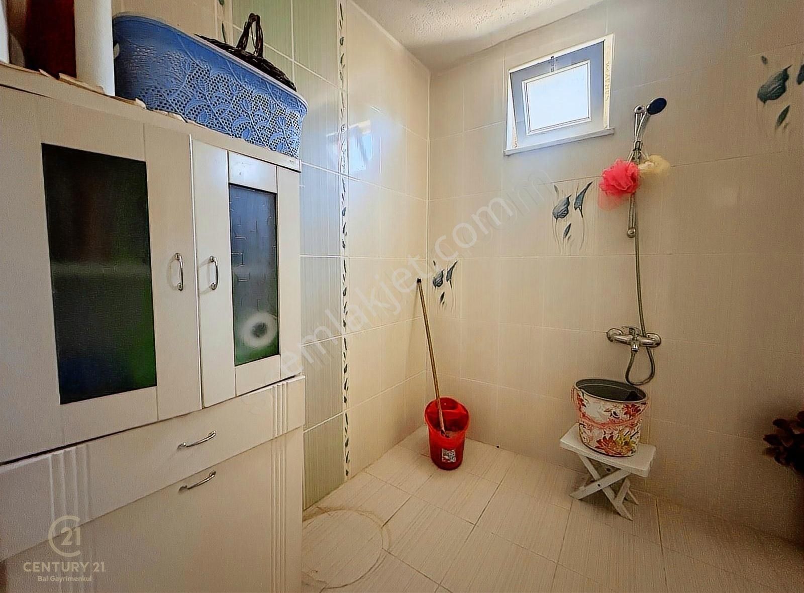 Century21 Bal Pamukçu Dişbudak Köyünde İki Katlı Müstakil Ev - Görsel 6