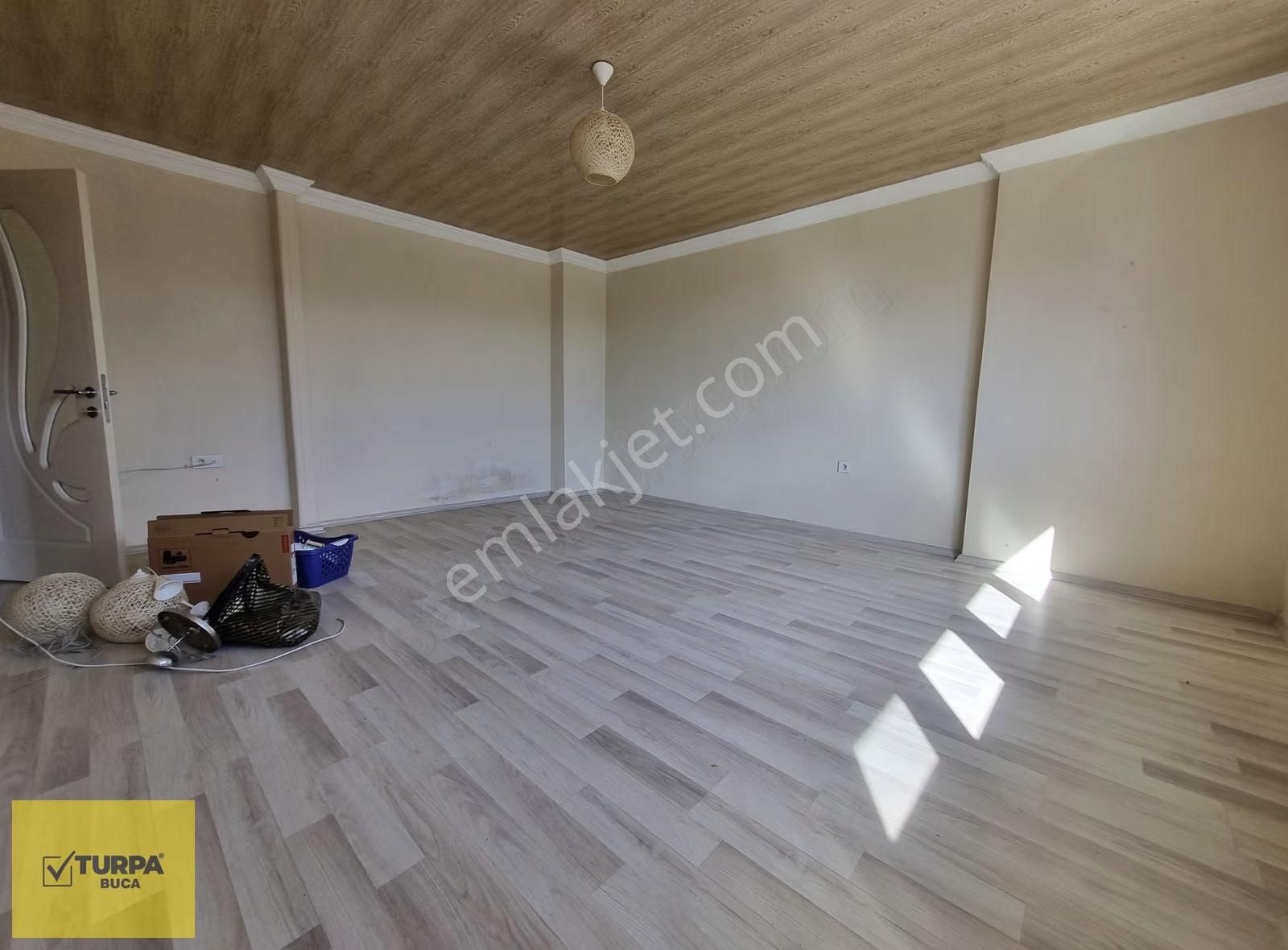 Turpa Buca'dan Hastaneye Yakın Kapalı Mutfak Geniş Ve Ferahdaire - Görsel 6