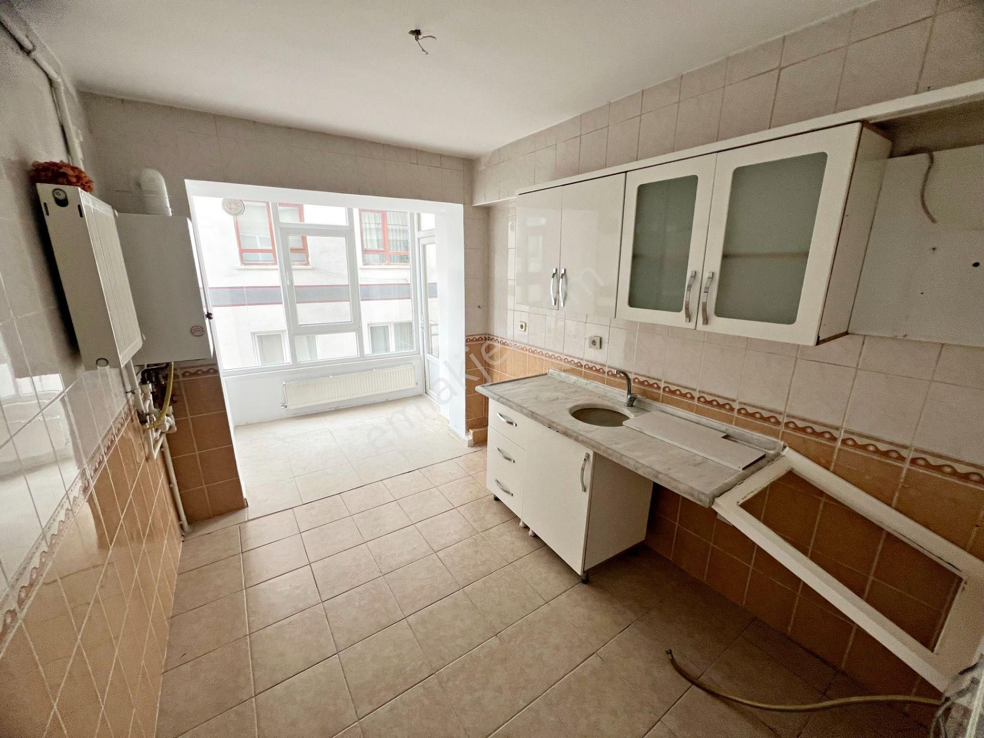 Cihandan Pamuklarda Kızılcahamam Caddeye 2bina Yakın 3+1 Daire - Görsel 3