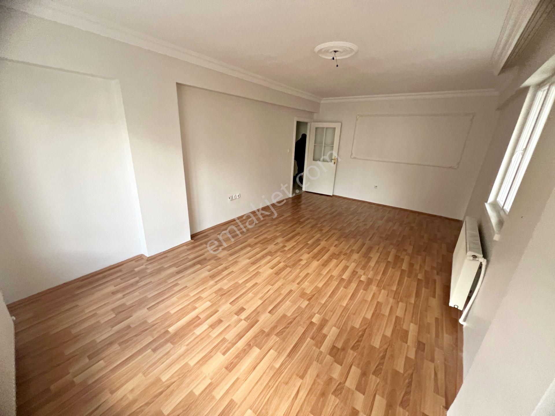 Cihandan Pamuklarda Kızılcahamam Caddeye 2bina Yakın 3+1 Daire - Görsel 12