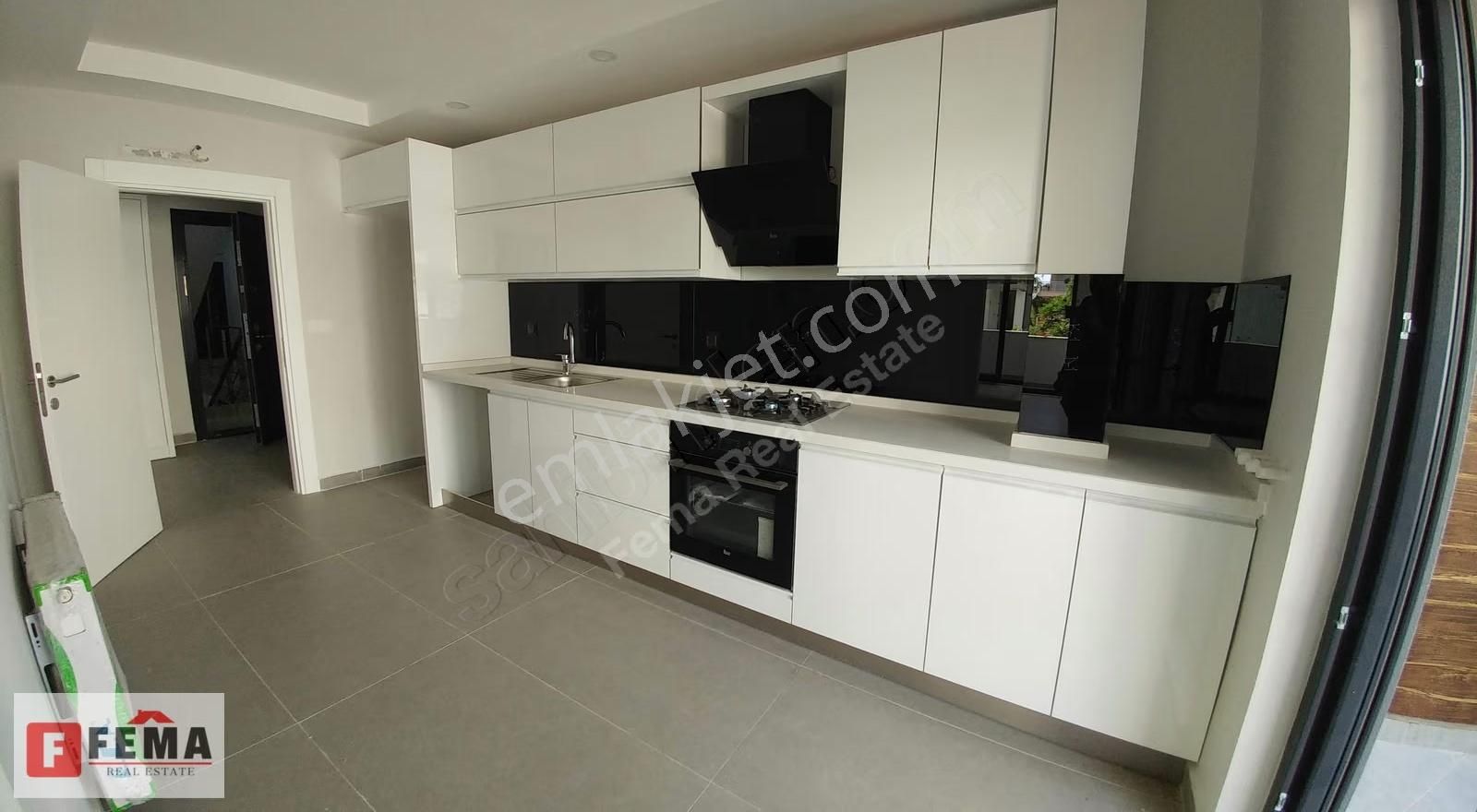 Femadan Bahçelievlerde Kapalı Otoparklı Satılık 3+1 - Görsel 12