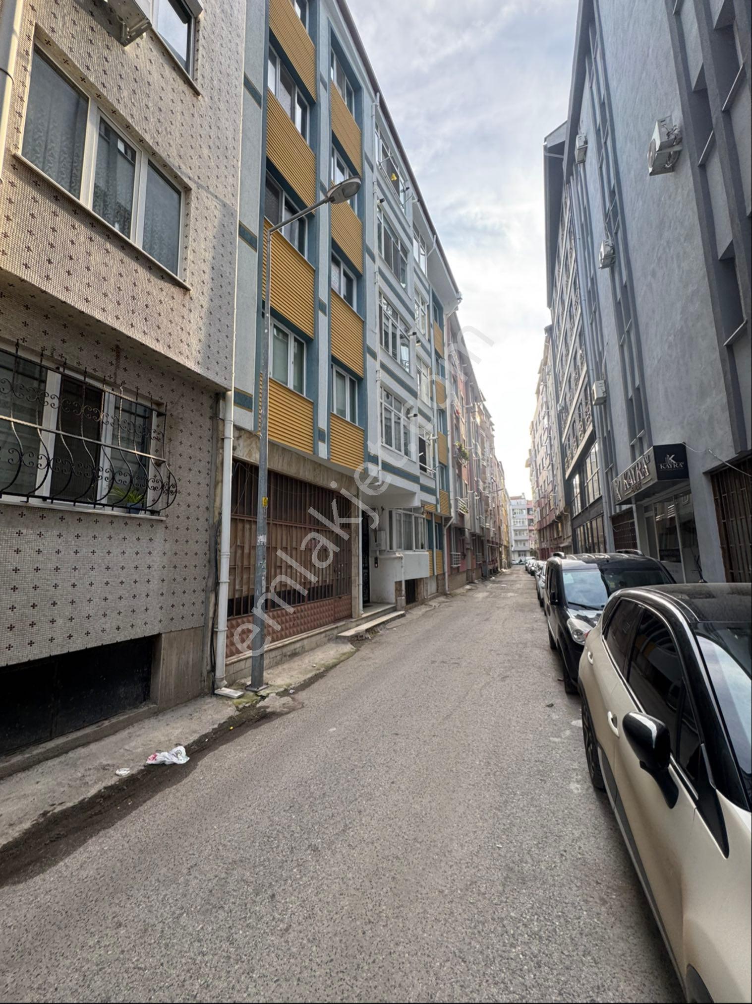 Kırklareli Merkez Karakaş Mahallesi Satılık Ara Kat 2+1 Daire