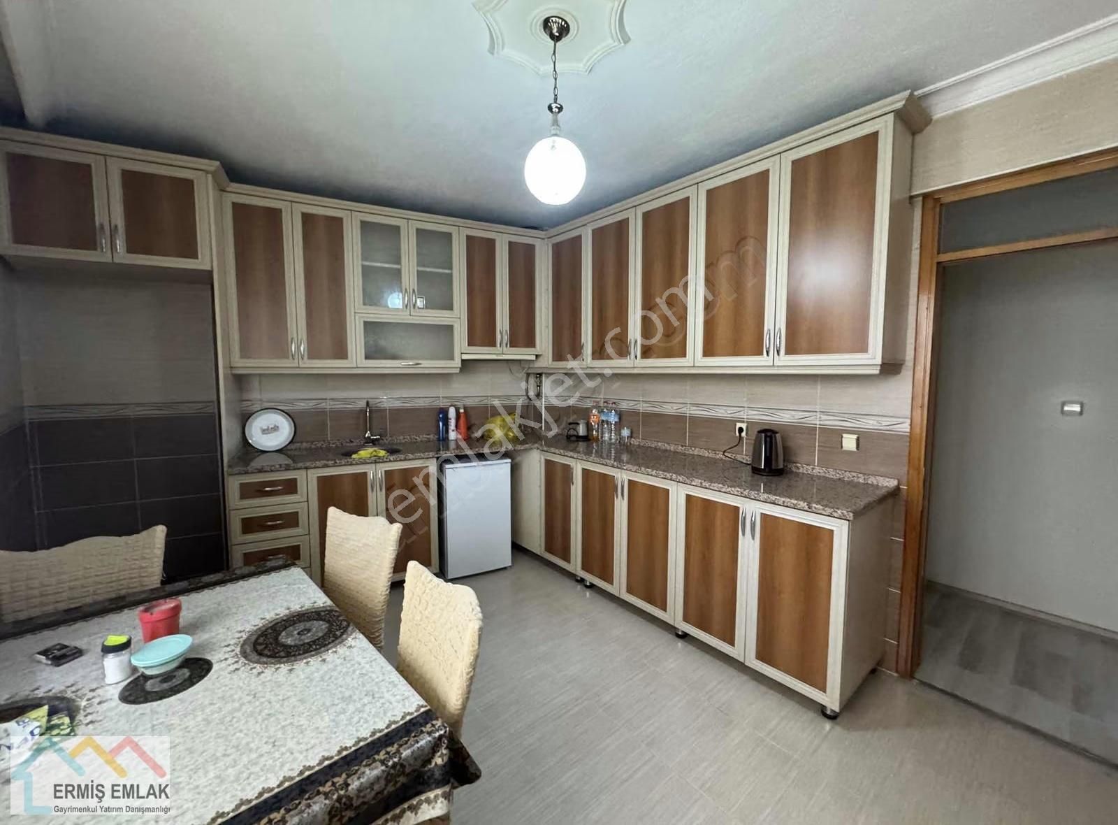 Satılık 3+1 Doğalgazlı Daire - Görsel 6