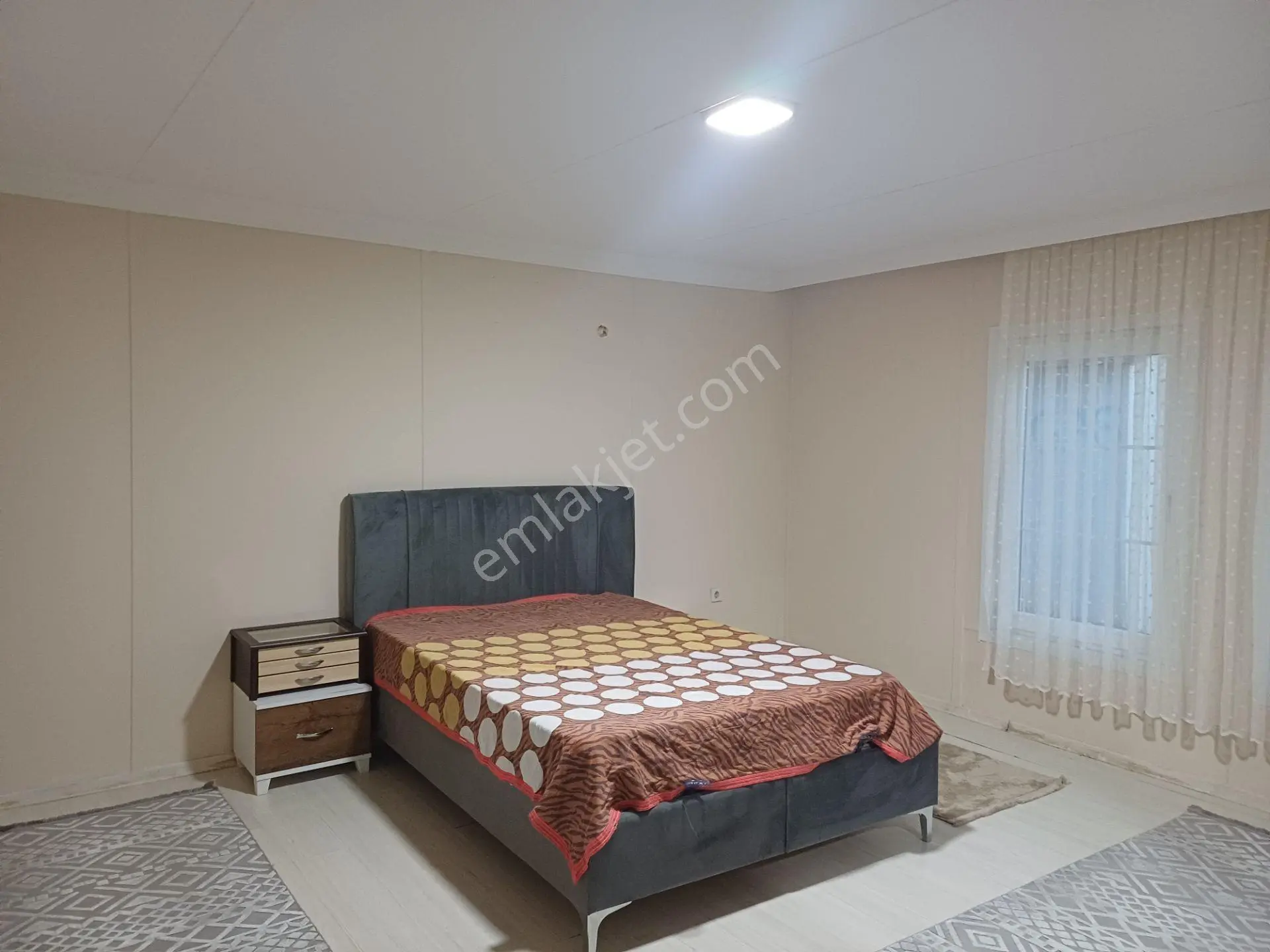 Oğlananasında 500 M2 Arsa 135 M2 2+1 Bahçeli Ev Kamelya Depo Menderes İzmir - Görsel 5