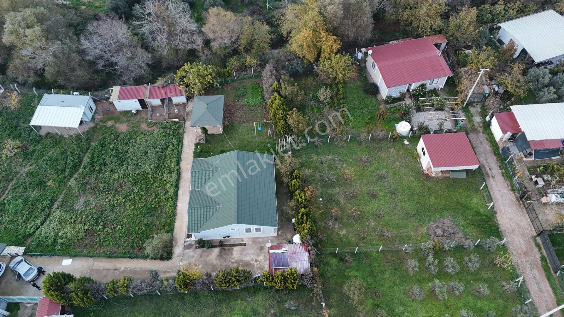 Oğlananasında 500 M2 Arsa 135 M2 2+1 Bahçeli Ev Kamelya Depo Menderes İzmir - Görsel 18