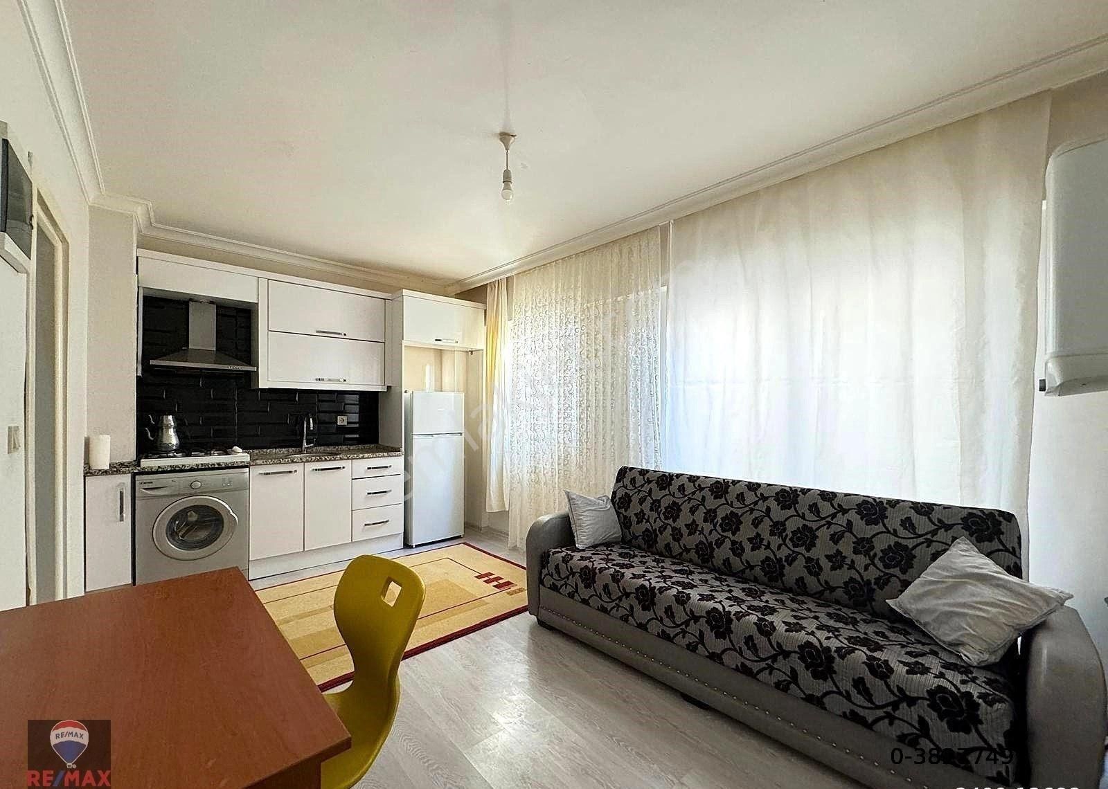 Çığlı Efesus Outlet Yakını Eşyalı 1+1 Satılık Daıre - Görsel 6