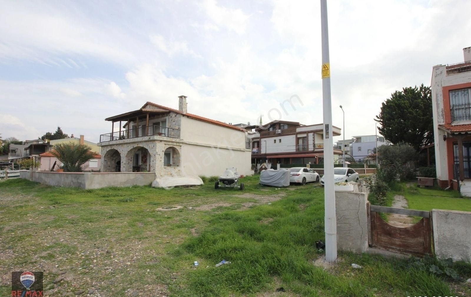 Alıağa Çakmaklı 'da Her Katında Denız Manzaralı Trıplex Doğalgazlı Satılık Yazlık - Görsel 16