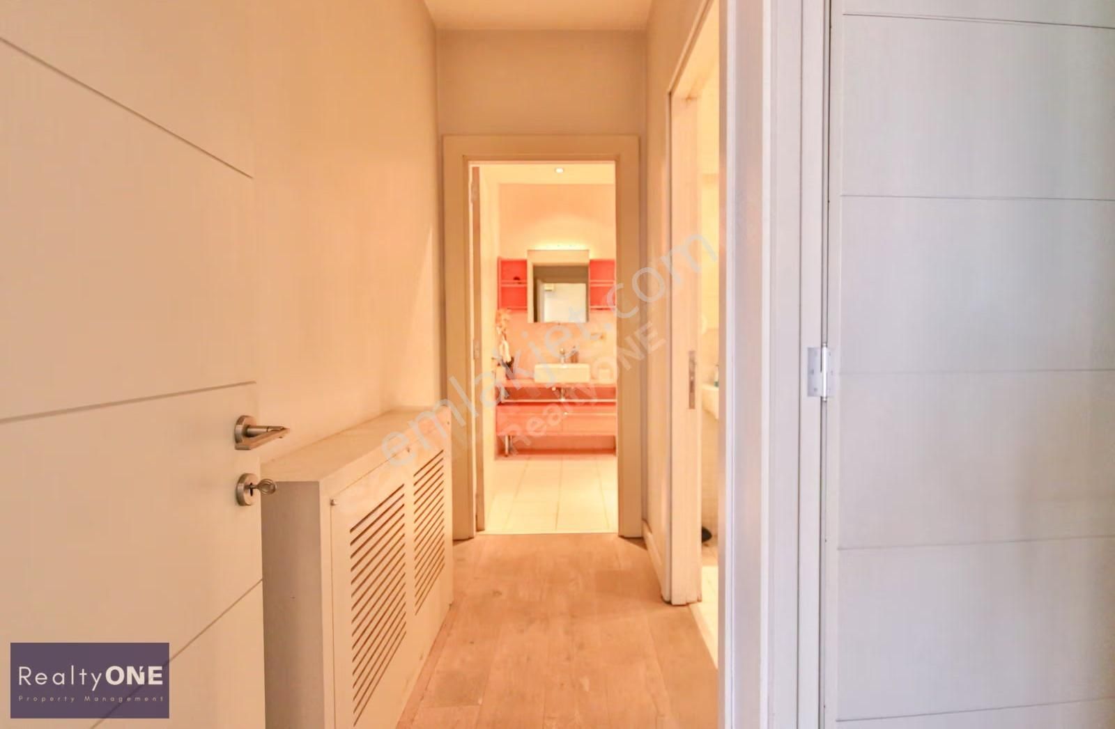 R-one Karaköy Galataport Fransız Geçit Prestijli Kiralık Ofis - Görsel 28