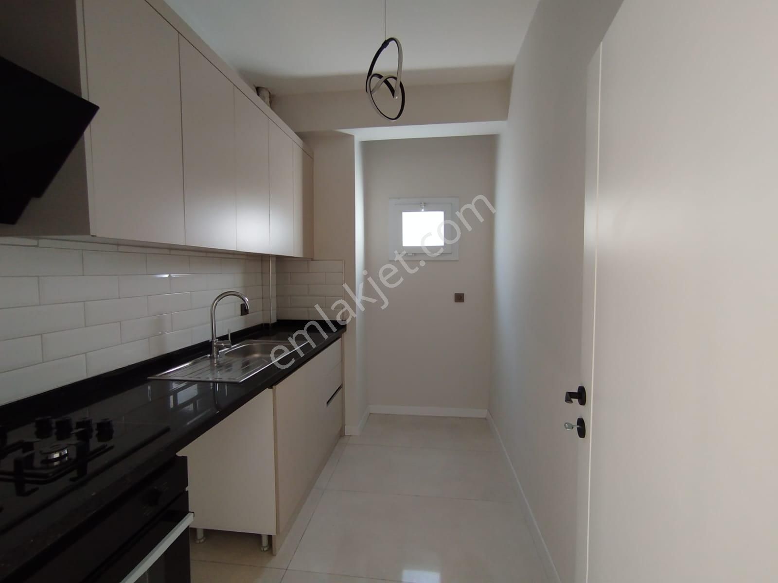 Kiralık Ofis Daire Merkez Erdemli Mersin - Görsel 8