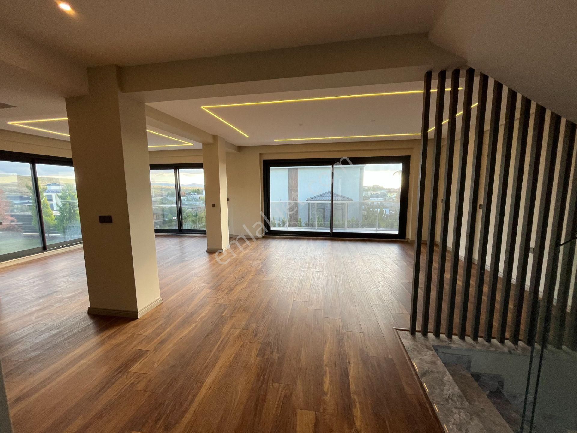 Seferihisar Bahçeşehir – Özel Yaşam Konseptli Lüks Villa - Görsel 9