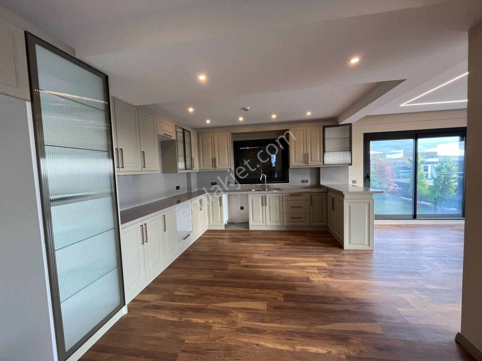 Seferihisar Bahçeşehir – Özel Yaşam Konseptli Lüks Villa - Görsel 3